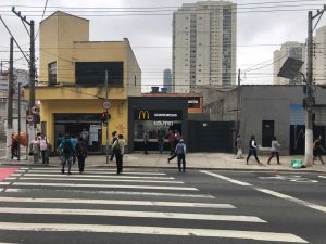 MC_DONALD_S_Av_ANHAIA_MELLO_14