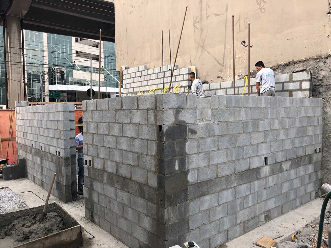 MC_DONALD_S_Av_ANHAIA_MELLO_3